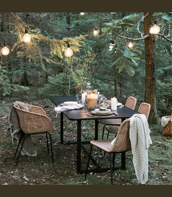 House Doctor Buitentafel - Helo - Zwart 2 House Doctor Buitentafel - Helo - Zwart - Afbeelding 2