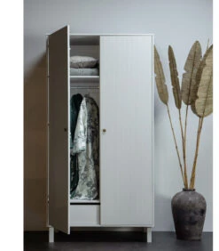 WOOOD Madu Garderobekast - Grenen - Wolkengrijs - 195x100x53 6 WOOOD Madu Garderobekast - Grenen - Wolkengrijs - 195x100x53 -Meubels Voor Thuis 9e1064e79d844774bcd21c38fce896e8